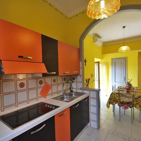 Girasole Марина-ди-Кампо